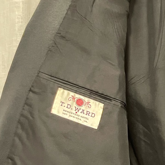 One of a kind 1960’s Tuxedo Jacket - Picture 3 of 3